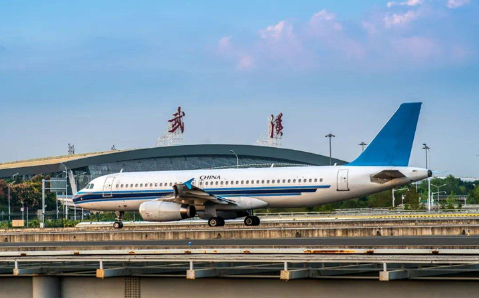 龙岩空运武汉机场